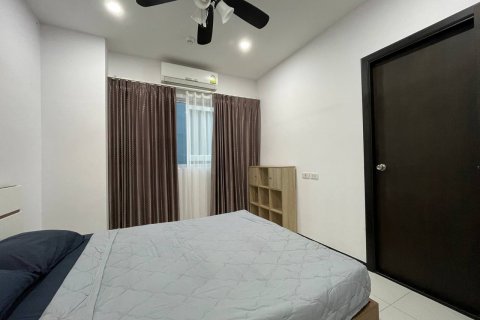 Apartamento de 2 dormitorios en Pattaya, Tailandia № 101383 - foto 14