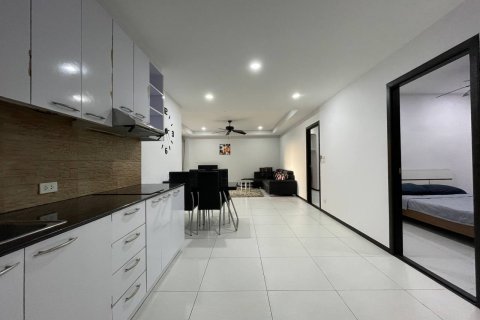 Apartamento de 2 dormitorios en Pattaya, Tailandia № 101383 - foto 8