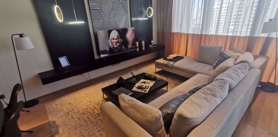 Condo in Bangkok, Thailand, 2 bedrooms in BEATNIQ Sukhumvit 32 № 78194