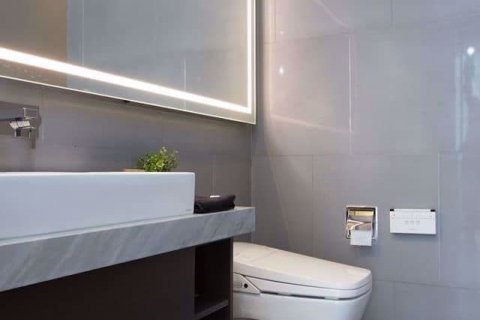 Condominio de 2 dormitorios en Sathon, Bangkok, Tailandia № 76224 - foto 6