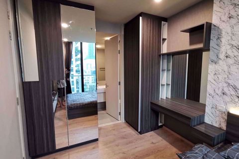Condominio de 1 dormitorio en Watthana, Bangkok, Tailandia № 77017 - foto 10