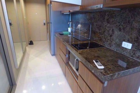Condominio de 1 dormitorio en Watthana, Bangkok, Tailandia № 77019 - foto 8