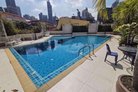 Condo in Watthana, Bangkok, Thailand, 3 bedrooms  № 77020 - photo 20