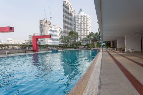 Estudio en el condominio en Watthana, Bangkok, Tailandia № 77022 - foto 17