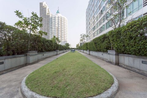 Estudio en el condominio en Watthana, Bangkok, Tailandia № 77022 - foto 25