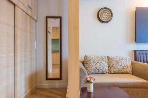 Estudio en el condominio en Watthana, Bangkok, Tailandia № 77022 - foto 5