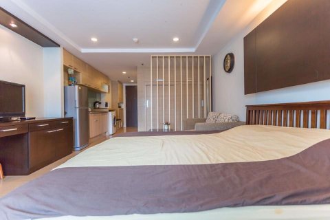 Estudio en el condominio en Watthana, Bangkok, Tailandia № 77022 - foto 11