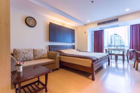 Studio in the Condo in Watthana, Bangkok, Thailand  № 77022