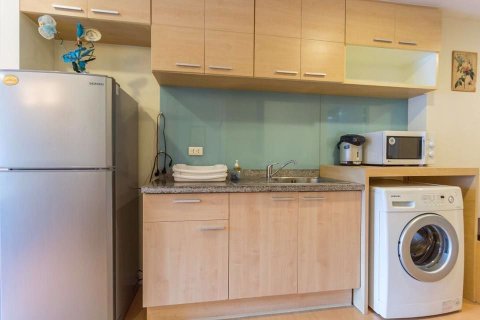 Estudio en el condominio en Watthana, Bangkok, Tailandia № 77022 - foto 7