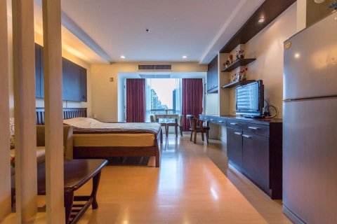 Estudio en el condominio en Watthana, Bangkok, Tailandia № 77022 - foto 3