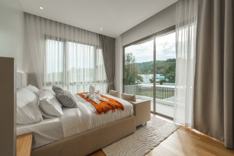 Chalet de 4 dormitorios en Rawai, Tailandia № 80141 - foto 15