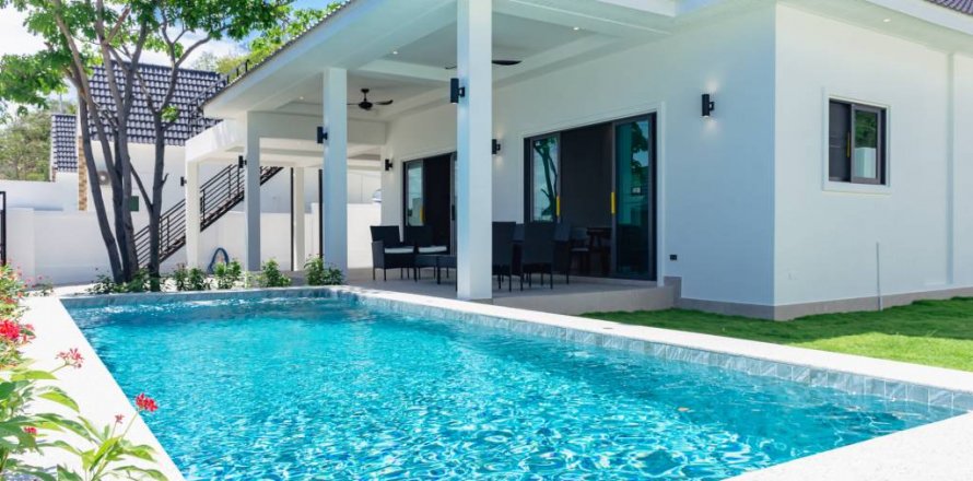 Chalet de 4 dormitorios en Hua Hin, Tailandia № 124557