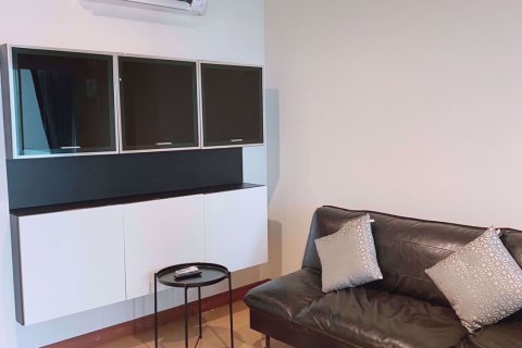 Condominio de 1 dormitorio en Huai Khwang, Bangkok, Tailandia № 76422 - foto 2