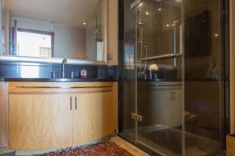 Condo in Sathon, Bangkok, Thailand, 2 bedrooms № 76580 - photo 22