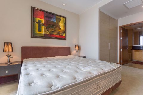 Condo in Sathon, Bangkok, Thailand, 2 bedrooms № 76580 - photo 19
