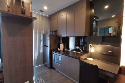 Condominio de 1 dormitorio en Khlong Toei, Bangkok, Tailandia № 76582 - foto 5