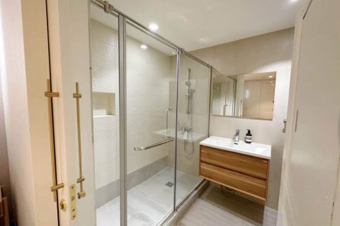 Condominio de 2 dormitorios en Watthana, Bangkok, Tailandia № 132262 - foto 5