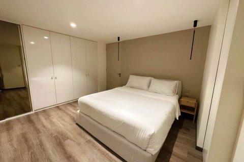 Condominio de 2 dormitorios en Watthana, Bangkok, Tailandia № 132262 - foto 4