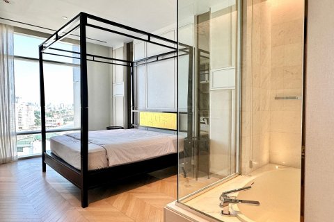 คอนโดมิเนียมในสาทร, กรุงเทพฯ, ประเทศไทย, 3 ห้องนอน № 132260 - รูปถ่าย 8