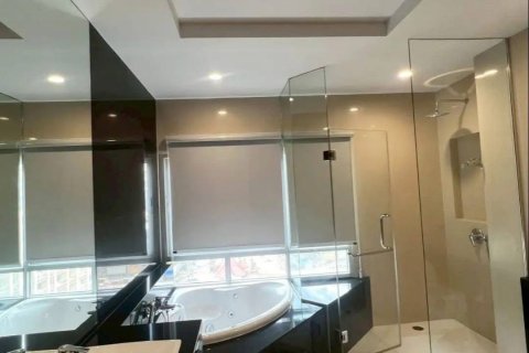 คอนโดมิเนียมในปทุมวัน, กรุงเทพฯ, ประเทศไทย, 4 ห้องนอน № 132258 - รูปถ่าย 10