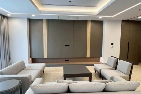 คอนโดมิเนียมในปทุมวัน, กรุงเทพฯ, ประเทศไทย, 4 ห้องนอน № 132258 - รูปถ่าย 2