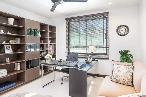 Condominio de 3 dormitorios en Rawai, Tailandia № 131168 - foto 15