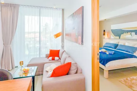 Condominio de 1 dormitorio en Bang Tao, Tailandia № 131165