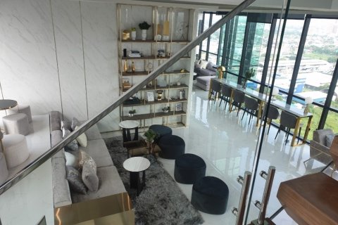 Condominio de 1 dormitorio en Bang Na, Bangkok, Tailandia № 79537 - foto 12