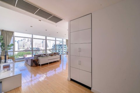 Condo in Pathum Wan, Bangkok, Thailand, 3 bedrooms  № 79536 - photo 7
