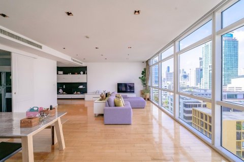 Condo in Pathum Wan, Bangkok, Thailand, 3 bedrooms  № 79536 - photo 4