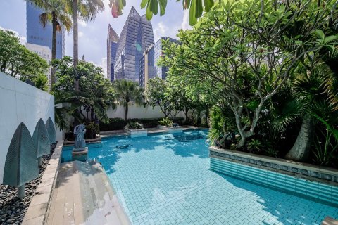 Condo in Pathum Wan, Bangkok, Thailand, 3 bedrooms  № 79536 - photo 18