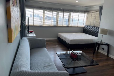 Condominio de 3 dormitorios en Sathon, Bangkok, Tailandia № 79535 - foto 16