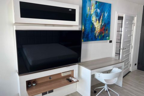 Condominio de 3 dormitorios en Sathon, Bangkok, Tailandia № 79535 - foto 28