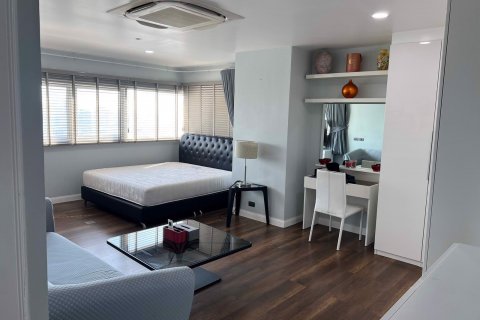 Condominio de 3 dormitorios en Sathon, Bangkok, Tailandia № 79535 - foto 15