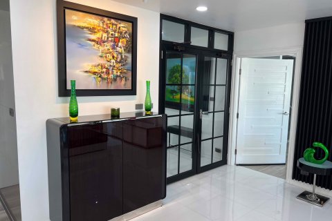 Condominio de 3 dormitorios en Sathon, Bangkok, Tailandia № 79535 - foto 4
