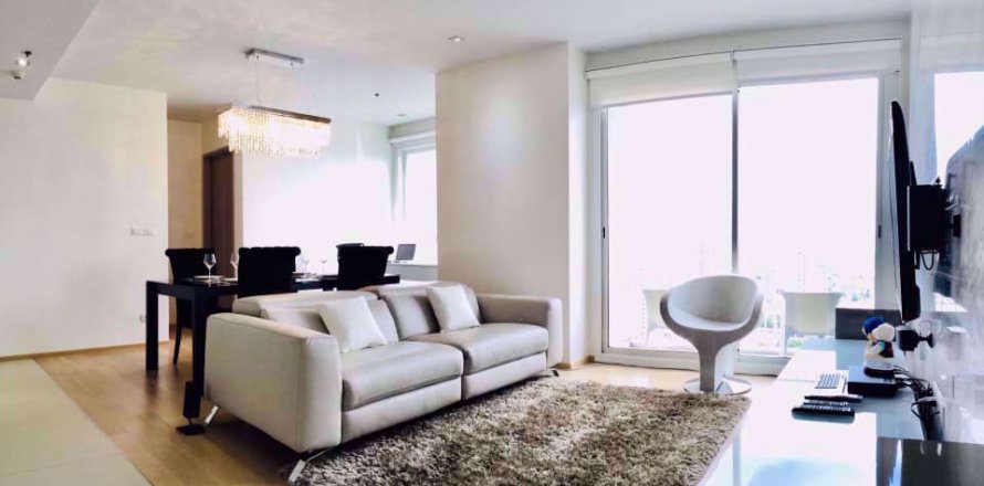 Condominio de 2 dormitorios en Watthana, Bangkok, Tailandia № 77110