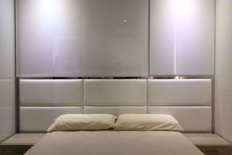 Condominio de 2 dormitorios en Watthana, Bangkok, Tailandia № 77110 - foto 10