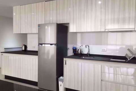 Condominio de 2 dormitorios en Watthana, Bangkok, Tailandia № 77110 - foto 6
