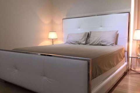 Condominio de 2 dormitorios en Watthana, Bangkok, Tailandia № 77110 - foto 8