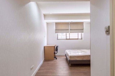Condo in Watthana, Bangkok, Thailand, 3 bedrooms № 77033 - photo 13