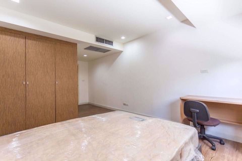 Condo in Watthana, Bangkok, Thailand, 3 bedrooms № 77033 - photo 15