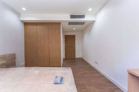 Condo in Watthana, Bangkok, Thailand, 3 bedrooms № 77033 - photo 16