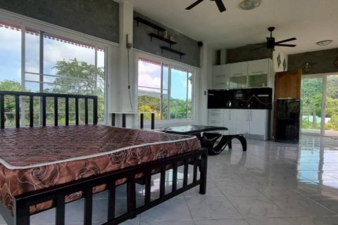 Hotel en Sattahip, Tailandia № 132474 - foto 9