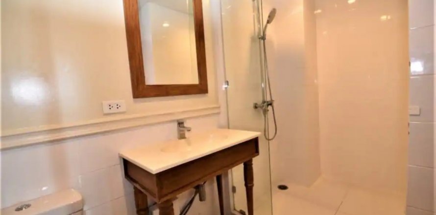 Casa de 4 dormitorios en Hua Hin, Tailandia № 125397