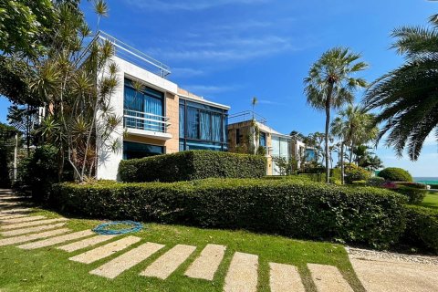 Casa de 3 dormitorios en Hua Hin, Tailandia № 125392 - foto 2