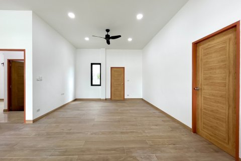 Casa de 3 dormitorios en Hua Hin, Tailandia № 125395