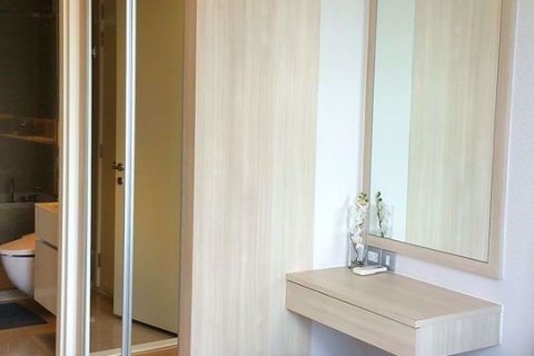 Condominio de 1 dormitorio en Watthana, Bangkok, Tailandia № 76852 - foto 12