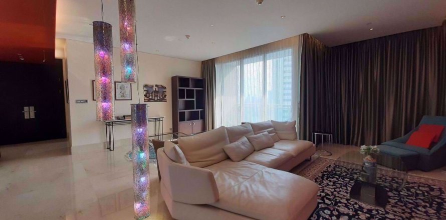 Condo in Bang Rak, Bangkok, Thailand, 3 bedrooms  № 76854