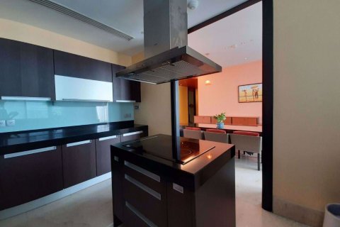 Condo in Bang Rak, Bangkok, Thailand, 3 bedrooms  № 76854 - photo 12