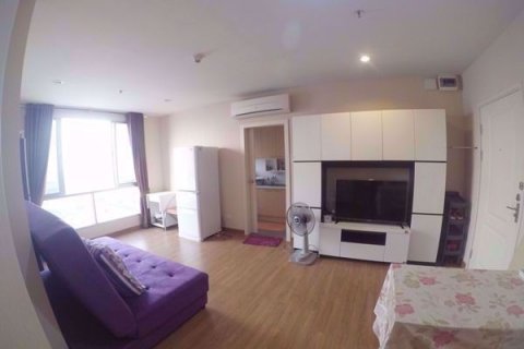 Condo à Bang Sue, Bangkok, Thaïlande, 2 chambres  № 76851